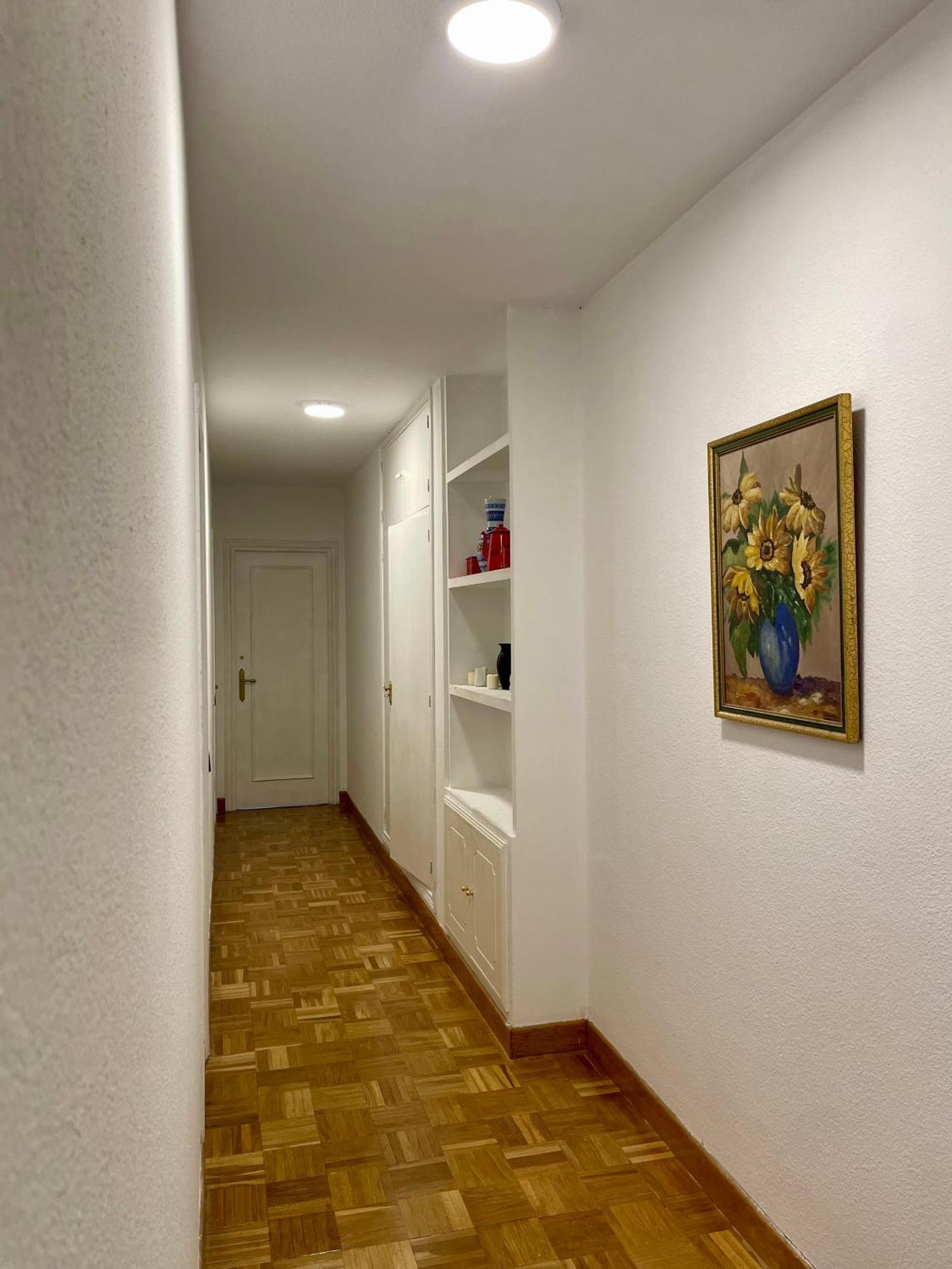 Private Rooms Madrid Atocha Luaran gambar