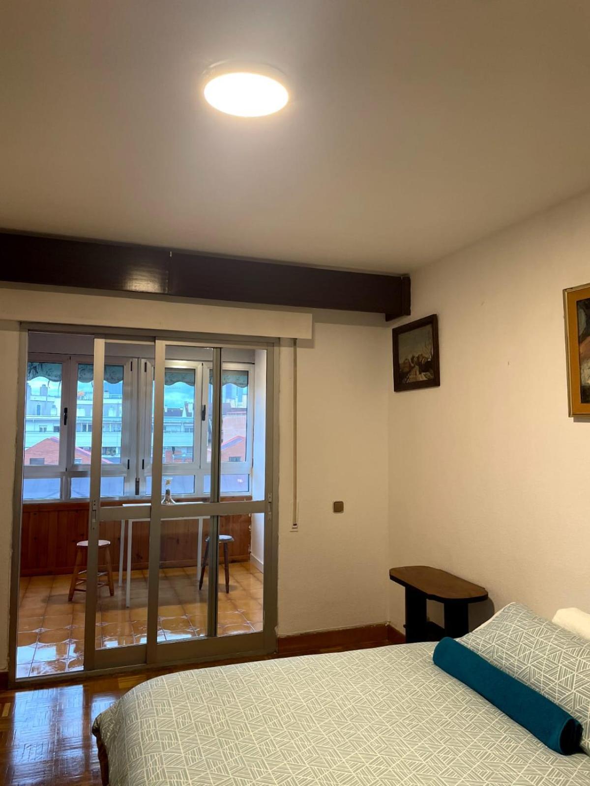 Private Rooms Madrid Atocha Luaran gambar