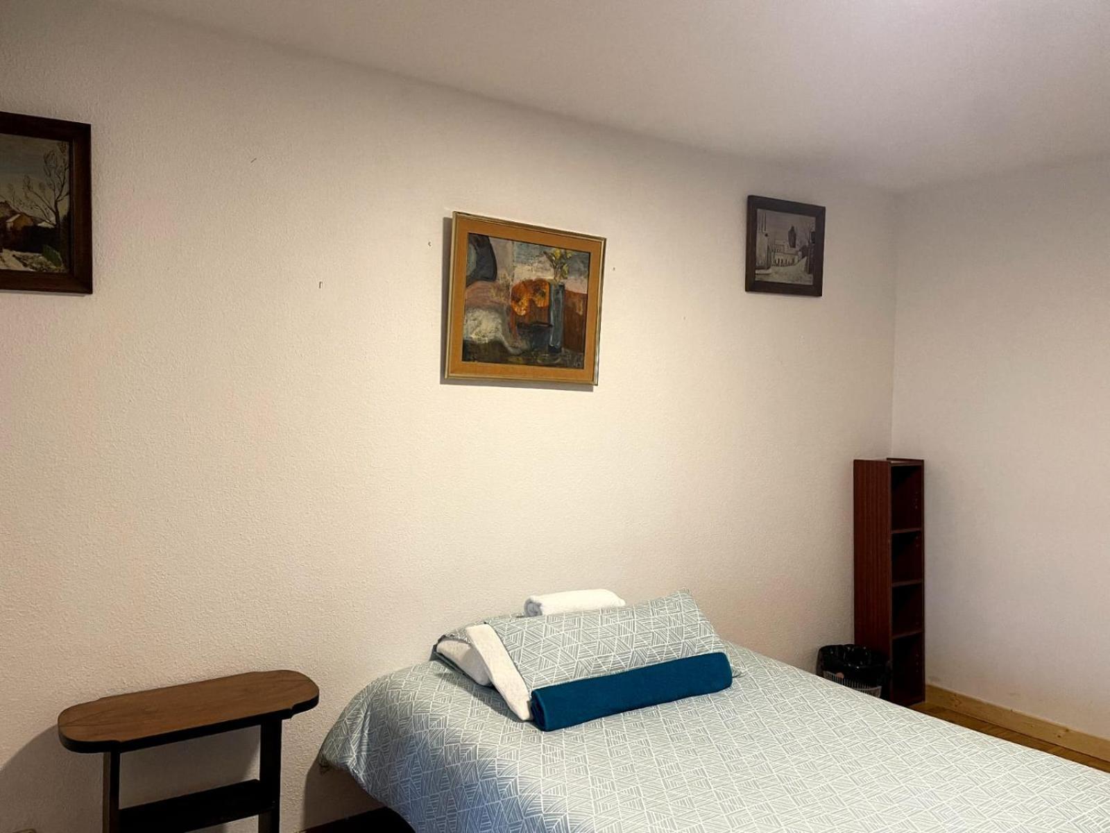 Private Rooms Madrid Atocha Luaran gambar