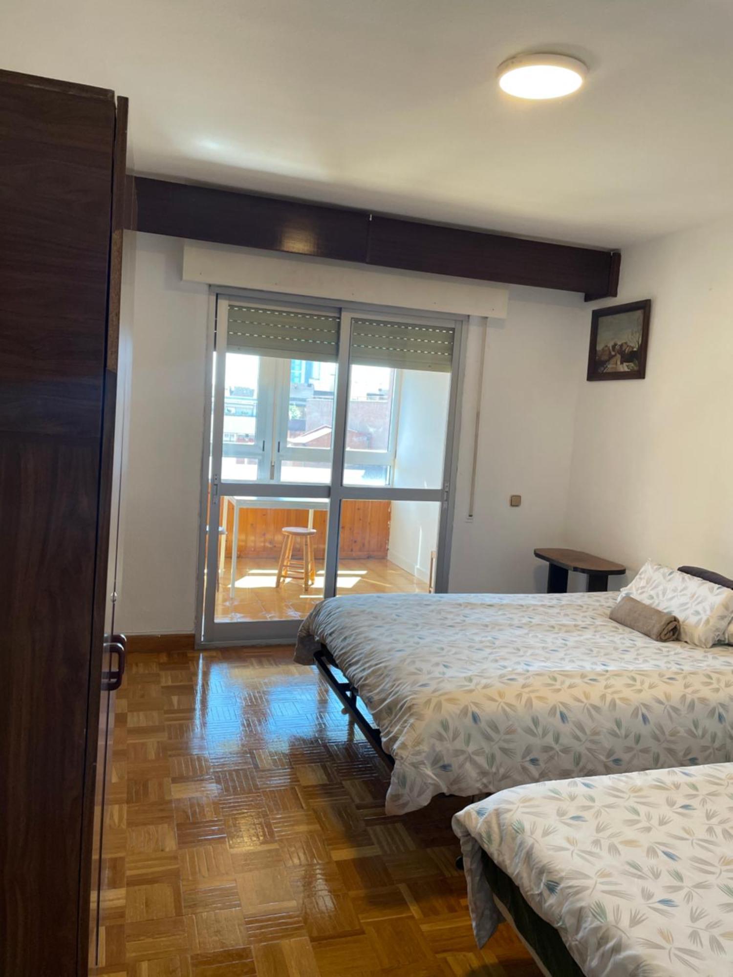 Private Rooms Madrid Atocha Luaran gambar
